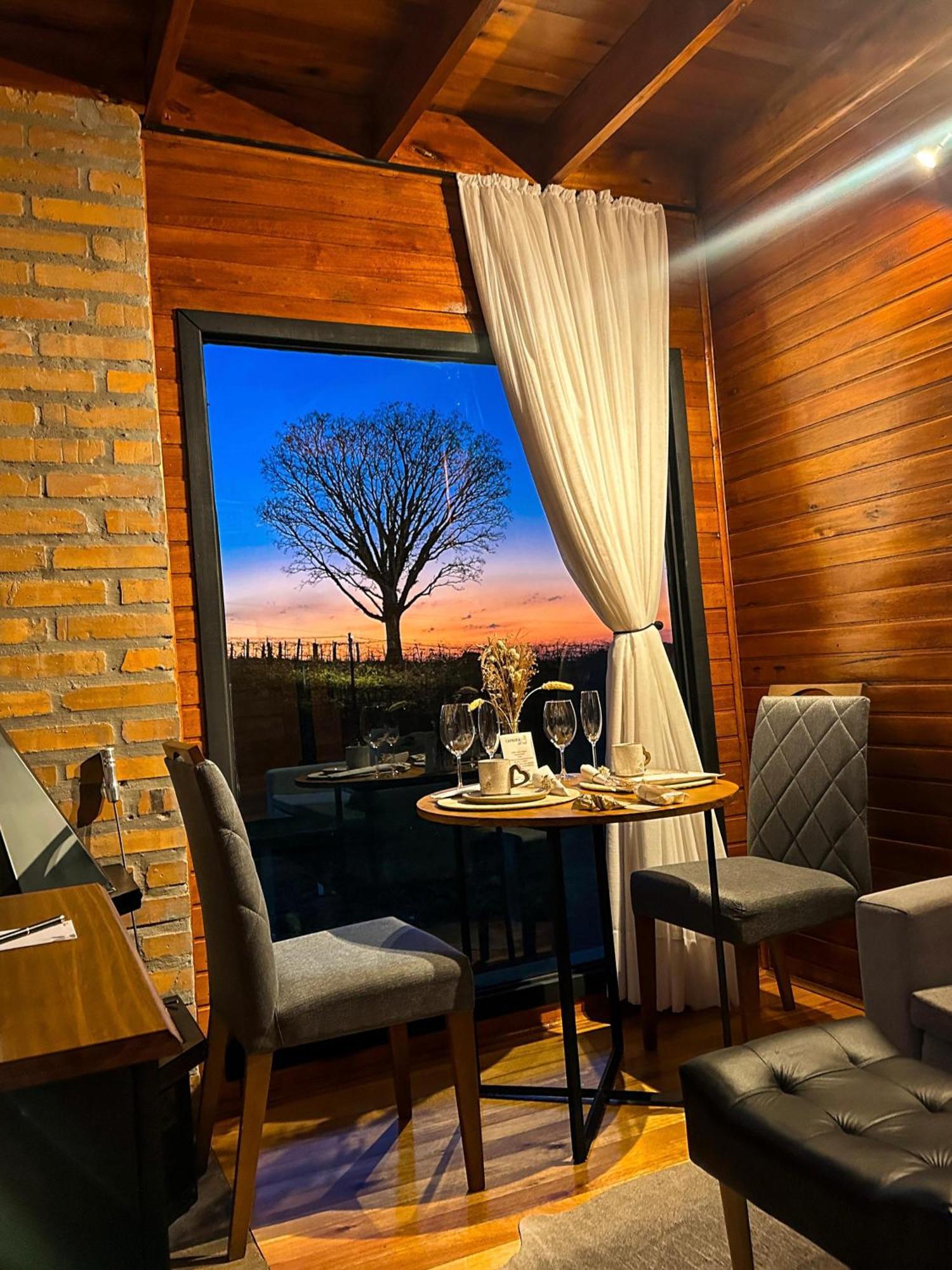 Capanna Del Vale - Um Refugio No Vale Dos Vinhedos Com Experiencia Exclusiva De Degustacao Na Vinicola Dom Candido เบงโต กองซัลเวส ภายนอก รูปภาพ
